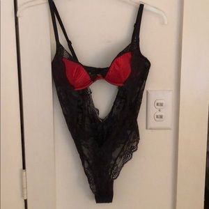 Lingerie teddy 🍉 34B Victoria’s Secret